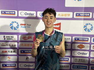 高雄羽球大師賽王柏崴逆轉秀  首奪超級100冠軍