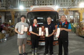 台中太陽餅業者捐贈1500盒　漏夜開車親送花蓮