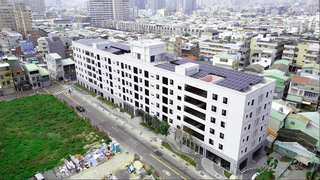 台南社宅「宜居成功」牆壁現裂痕　市府：油漆龜裂