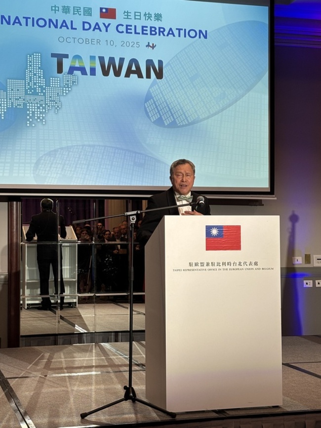 駐歐盟代表謝志偉慶雙十  強調台灣非問題而是答案 | 華視新聞