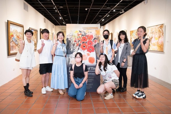 中正大學展出劉婷瑟「鳥店」系列等畫作 | 華視新聞