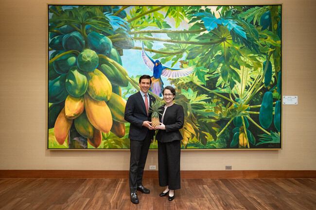 蕭副總統見美農業部次長　現場展示台灣鳳梨與芒果 | 華視新聞