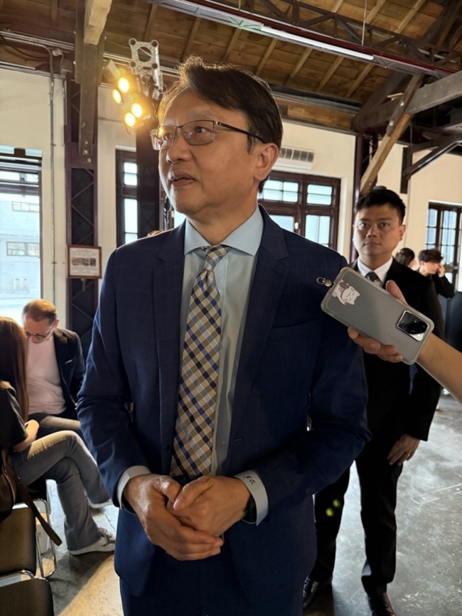 輝達入股英特爾　陳俊聖：年底前赴美了解晶片供應 | 華視新聞