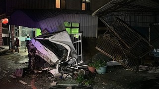 屏東男子偷大貨車連環撞又縱火　警帶回依法送辦