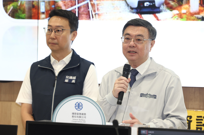 卓榮泰視察中秋連假疏運　高鐵10/6運量有望拚新高 | 華視新聞