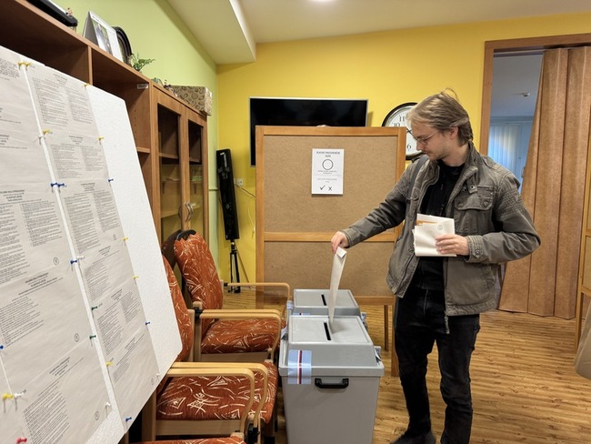 捷克國會大選登場　選民投票決定未來政府 | 華視新聞