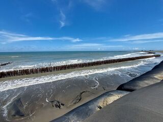 7月颱風衝破台南七股外海沙洲　市府推復育計畫