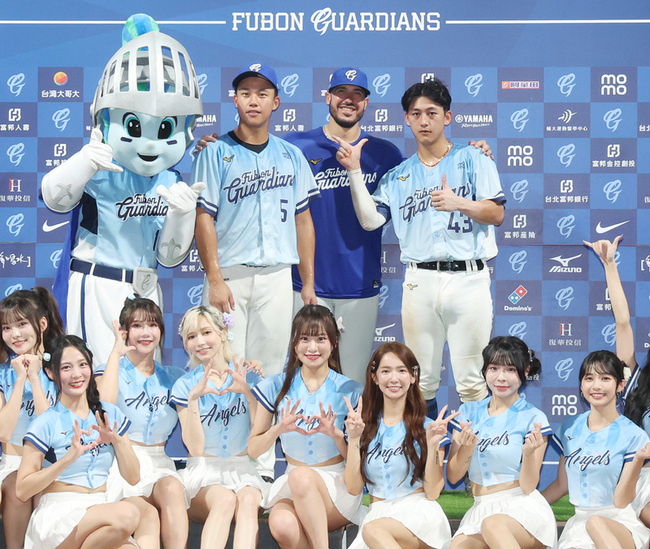 魔力藍好投、王念好開轟  悍將最終戰奪6連勝 | 華視新聞