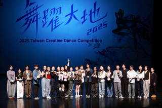 2025舞躍大地舞蹈創作比賽  陳鈺晶摘金
