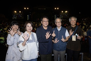 李遠觀賞「瑯嶠風雲」　恆春落山風隱喻台灣人韌性