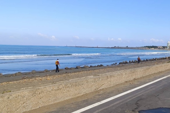 越南移工5日傍晚桃園戲水失蹤　消防人員持續搜索 | 華視新聞