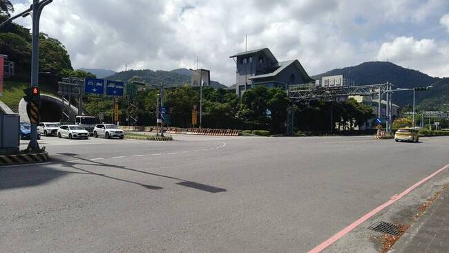 國慶連假蘇花路廊南下首波車潮　估10日清晨湧現 | 華視新聞
