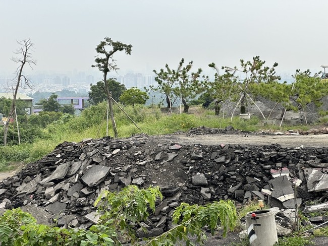高雄大坪頂保護區疑遭盜挖傾倒　陳其邁：立即清查 | 華視新聞