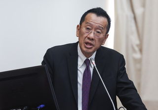 藍委質疑軍購給錢沒交貨　國防部：不會提早付款