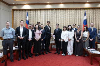 見歐洲重要價值夥伴計畫訪團　江啟臣盼深化台歐友誼