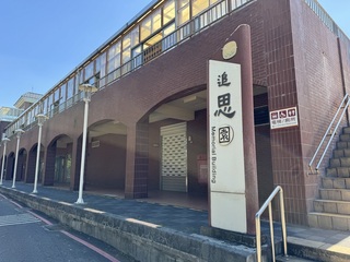 女子假借瞻仰遺容按亡者指紋偽造借據　遭判刑