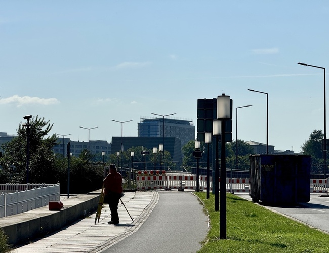 德研發AI布料監測道路健康　鋪地底減少修路成本 | 華視新聞