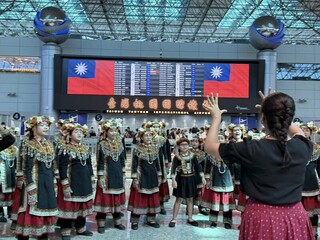 桃機慶雙十　希望兒童合唱團歌聲繞國門