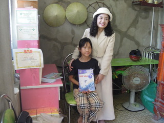 從受助者到認養6名貧童　越南青年用愛延續希望