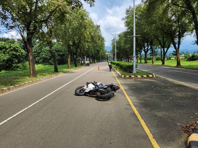 相隔才10天　屏科大校園又1學生騎車自摔亡 | 華視新聞