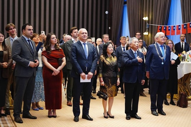 荷蘭政要賀雙十國慶　讚揚台灣經濟與科技發展 | 華視新聞