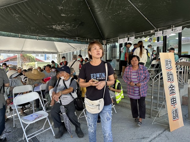 慰助金申請逾3300件  政院災後一站式服務至10/12 | 華視新聞