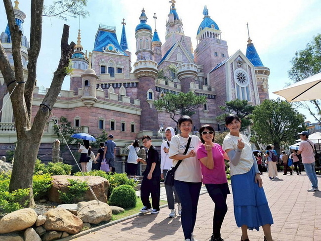 光復節連假「大林城堡馬拉鬆」 嘉縣觀光工廠走透透 | 華視新聞