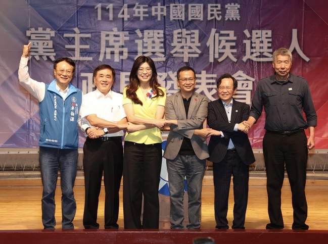 鄭麗文喊2026翻轉南台灣　郝龍斌指南高拿不下一都辭職 | 華視新聞