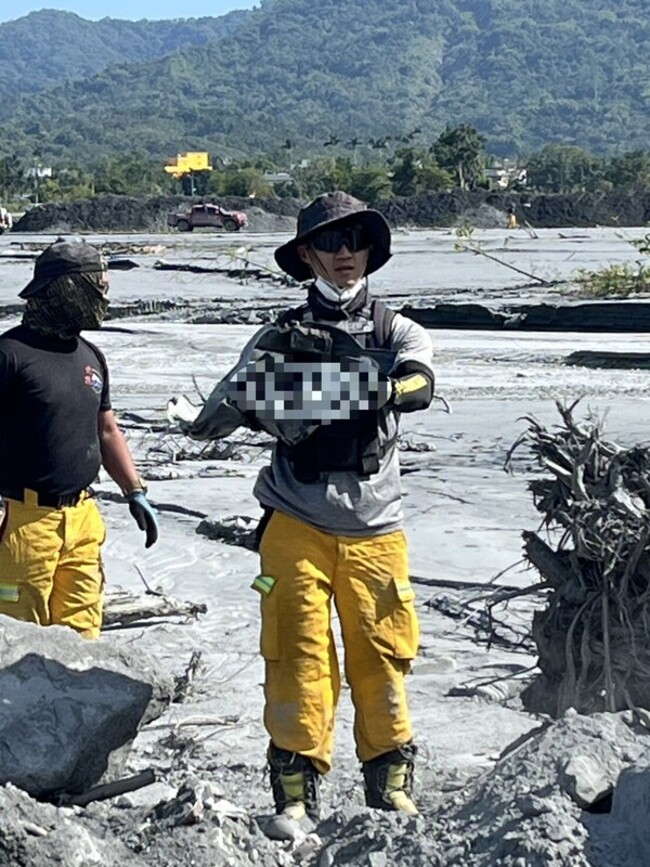 屏東特搜二度赴花蓮搜救　尋獲失聯汽車 | 華視新聞