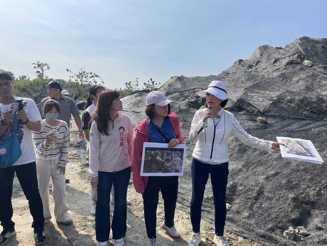 藍質疑大坪頂堆置廢棄物　高市府重申合法承租暫置 | 華視新聞