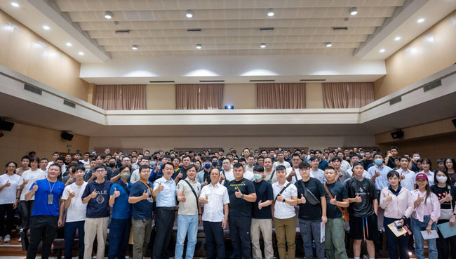 台中警局176名新血加入　挹注安全城市守護能量 | 華視新聞