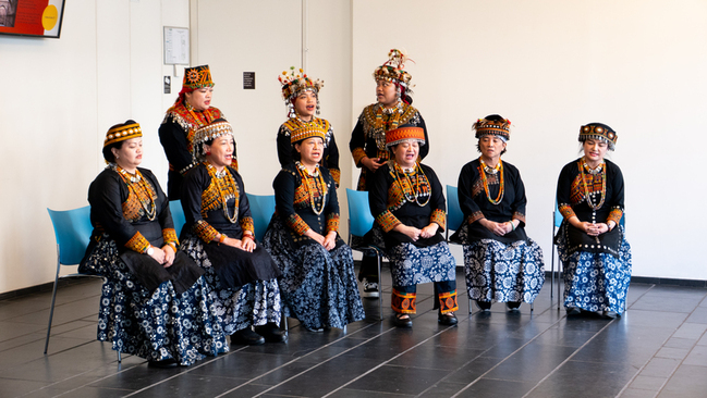 原民古謠是生活非表演  排灣族佳興部落感動巴黎 | 華視新聞