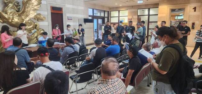 澎湖地檢拍賣沒收扣押物　快艇競標激烈逾53萬標出 | 華視新聞