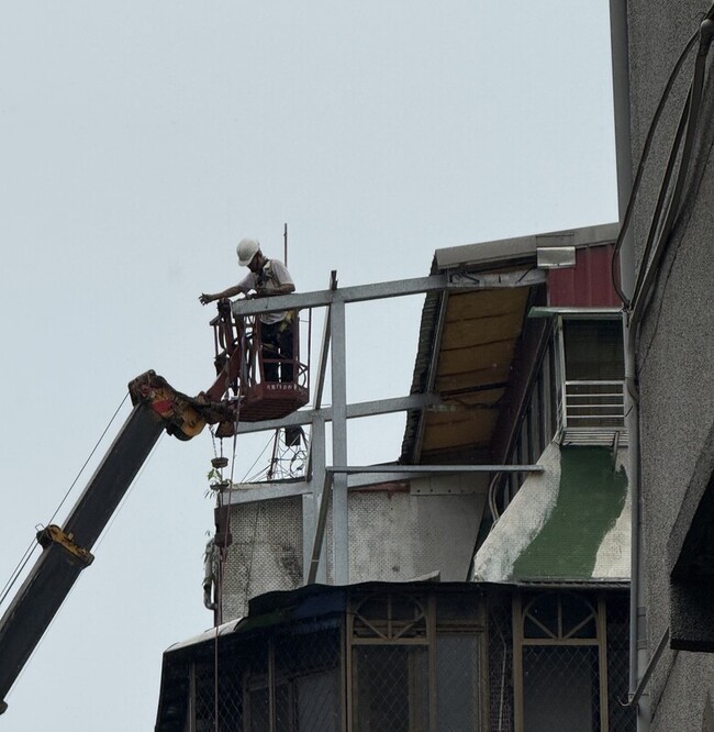 北市違建千餘件　建管調漲代拆費最低2500元 | 華視新聞