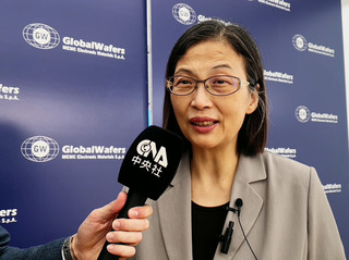 環球晶北義新廠開幕  徐秀蘭讚義大利能浪漫也能嚴謹