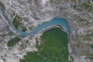 花蓮又形成新堰塞湖恐潰決  緊急疏散住戶及遊客