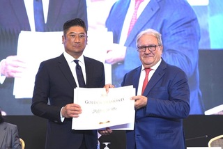 辜仲諒獲WBSC頒金鑽榮譽獎章　唯一亞洲棒壇人士