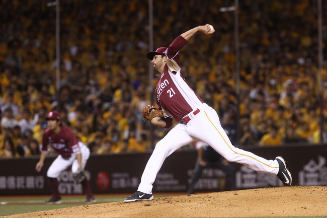 中職總冠軍賽G1魔神樂好投壓制兄弟　桃猿搶首勝 | 華視新聞