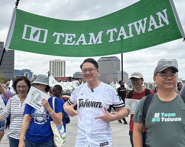 現身達拉斯健走活動　林右昌：讓台灣加入聯合國 | 華視新聞