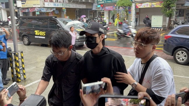 藝人閃兵案延燒　卓榮泰：應勇敢承擔義務 | 華視新聞