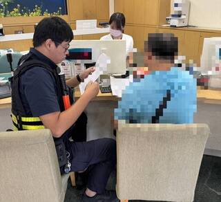 台中男誤信AI抽股廣告險匯款　行員與警聯手阻詐