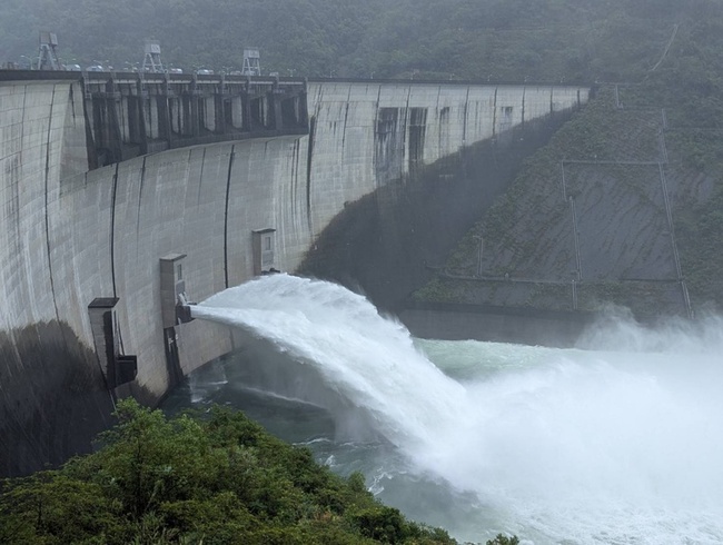 因應連日降雨　翡管局：翡翠水庫調節性放水 | 華視新聞