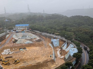 桃園龜山2社宅基地局部滑落　市府要求停工改善