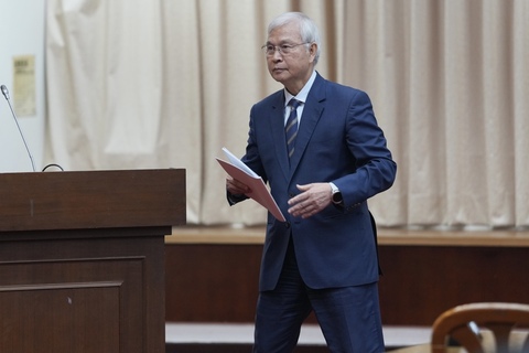 楊金龍：估今年對美順差1200億美元 避免匯率再成把柄