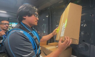 亞馬遜智慧送貨眼鏡亮相  數百員工測試無手機遞件