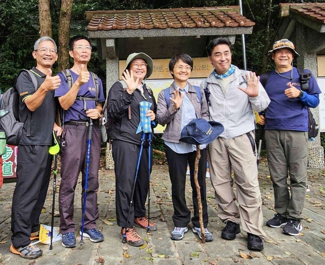 苗栗樟之細路嘉年華　韓星柳承龍徒步享山林之美 | 華視新聞