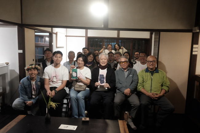 蔣勳書寫池上鄉居生活　和「龍仔尾貓」學安穩自在 | 華視新聞