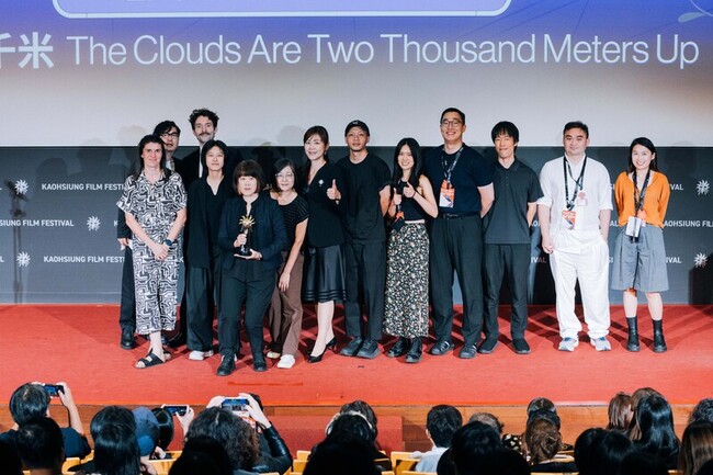 「雲在兩千米」改編吳明益著作　摘雄影XR金火球大獎 | 華視新聞