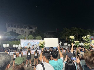 長榮航空馬拉松  工會提病假等不能扣考績3訴求