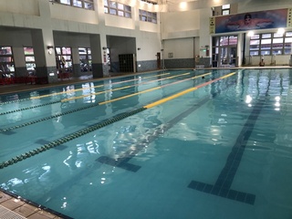 網友批基隆國民運動中心游泳池水質 市府送驗